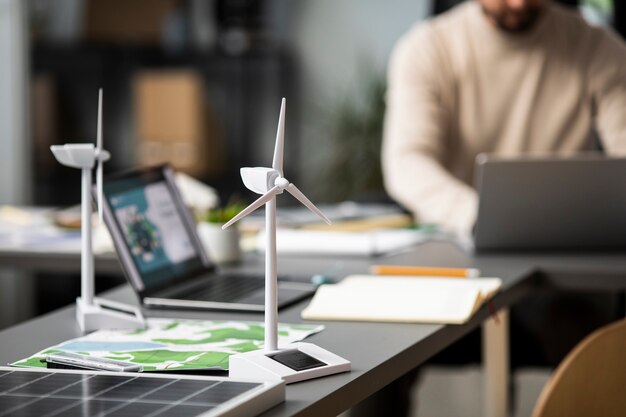 Jakie korzyści niesie ze sobą inwestycja w nowoczesne systemy przechowywania energii?