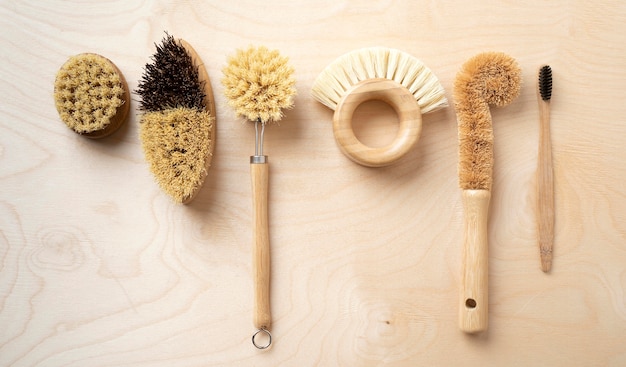 Jak skutecznie dbać o czystość łazienki przy użyciu odpowiednich preparatów?