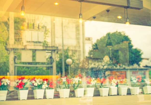 Jak wybrać najlepsze materiały do aranżacji przydomowego ogrodu?